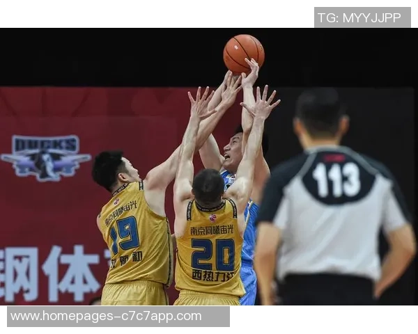 南京篮球队的节奏揭秘：从训练到比赛的全景探索与分析